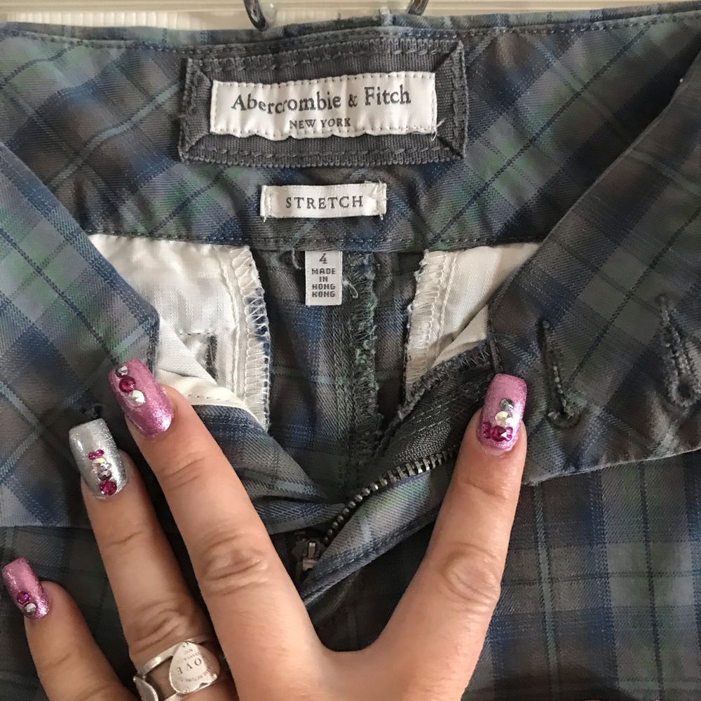 Abercrombie & Fitch Plaid Shorts Size 4 - Picture 3 of 8